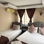 Отель Asmali Pera 3*