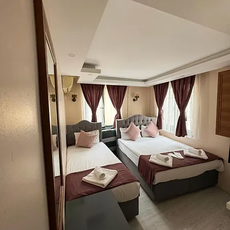Asmali Pera Hotell 3*