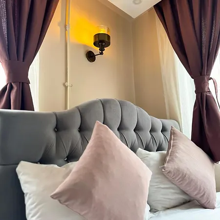 Hotel Asmali Pera 3*