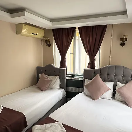 Hotell Asmali Pera 3*