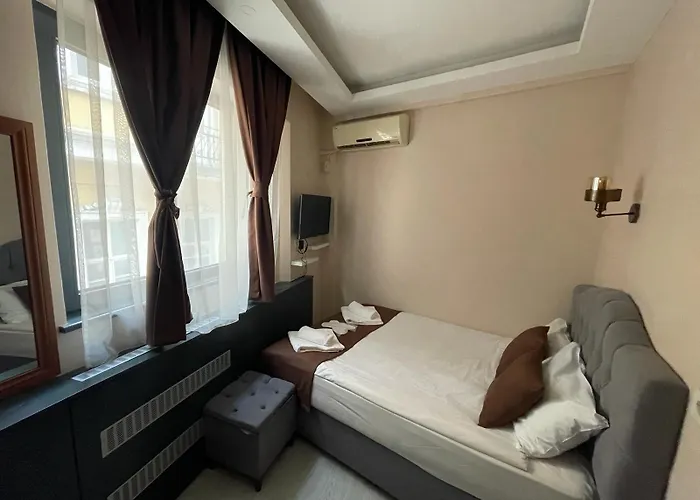 Asmali Pera Отель 3*