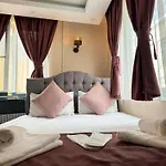 Asmali Pera ホテル 3*