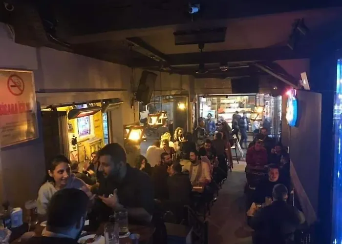 Asmali Pera Hotel 3*