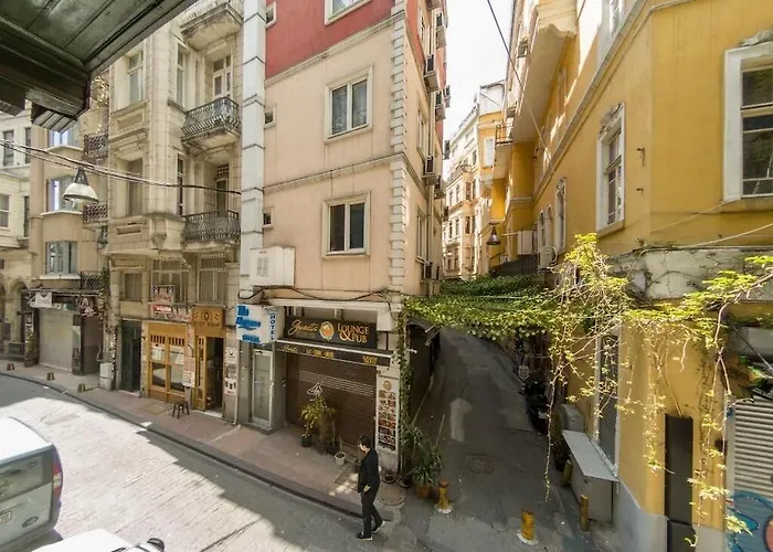 Hotel Asmali Pera 3*